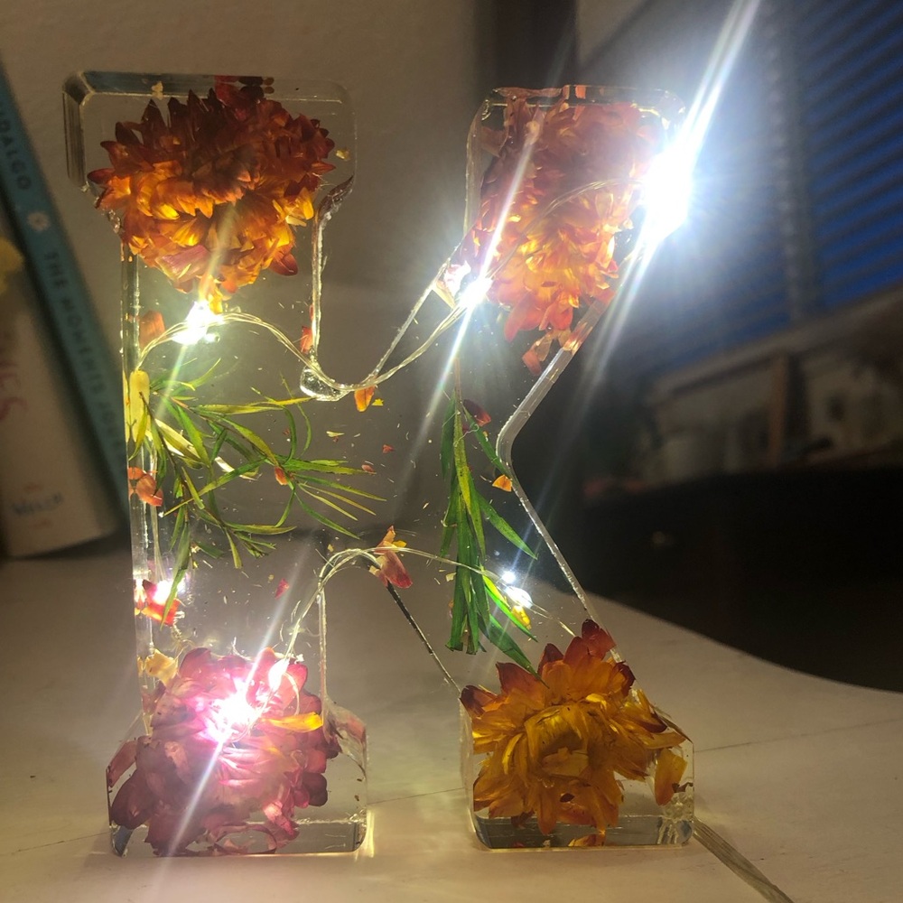 Light up floral wireless K initial decor